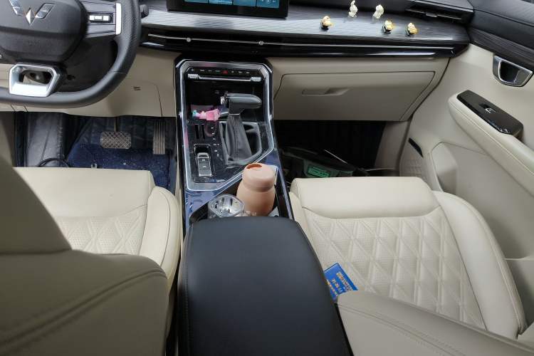 Used Wuling Asta 2021 1.5T CVT Star曜 Edition Gear Lever