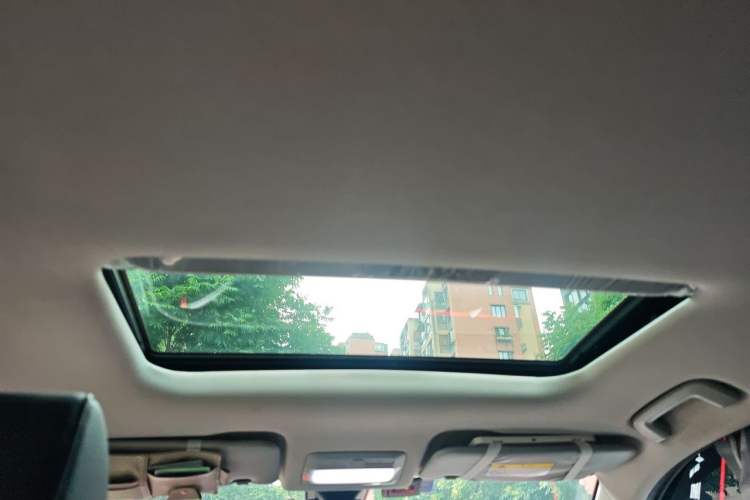 Used Wuling Asta 2021 1.5T CVT Starlight Edition Headliner