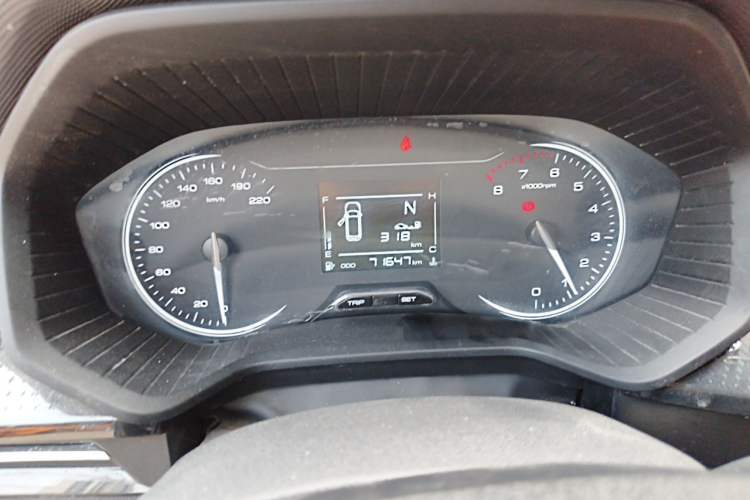 Used Wuling Asta 2021 1.5T Manual Xingyue Edition Instrument Cluster