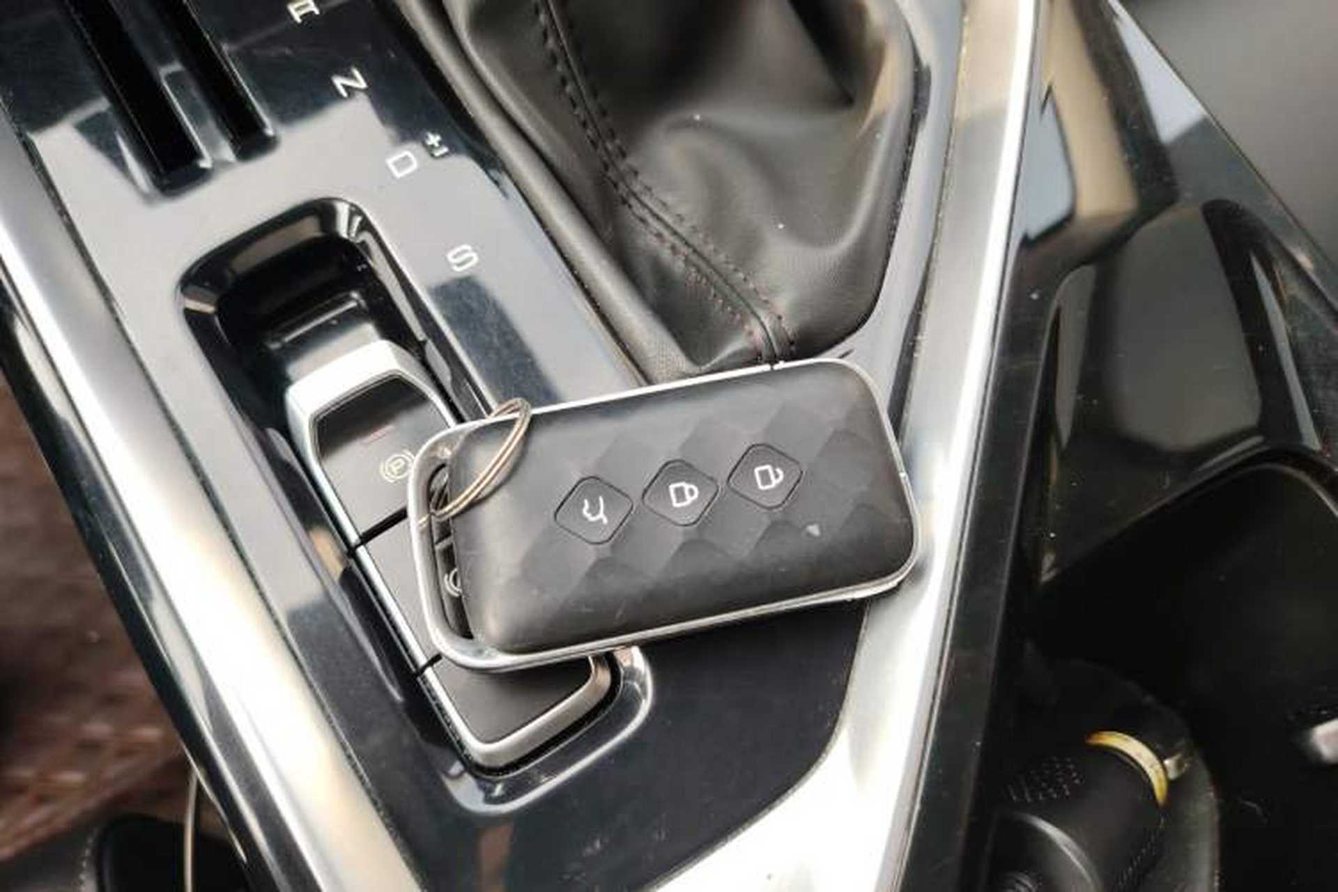 Used Wuling Asta 2021 1.5T CVT Starlight Edition Interior 1