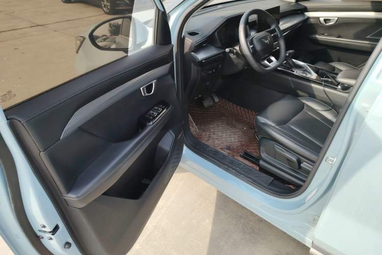 Used Wuling Asta 2021 1.5T CVT Starlight Edition Interior 3