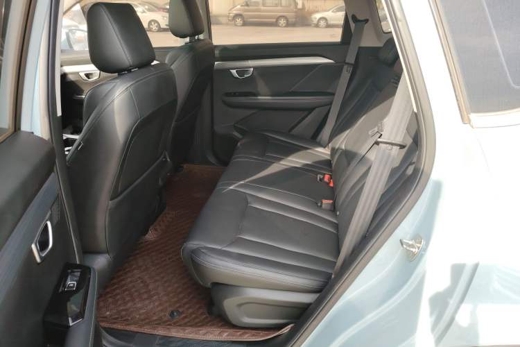 Used Wuling Asta 2021 1.5T CVT Starlight Edition Interior 4