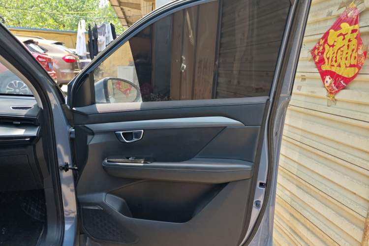 Used Wuling Asta 2021 1.5T CVT Starlight Edition Interior 5