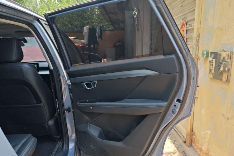Used Wuling Asta 2021 1.5T CVT Starlight Edition Interior 6