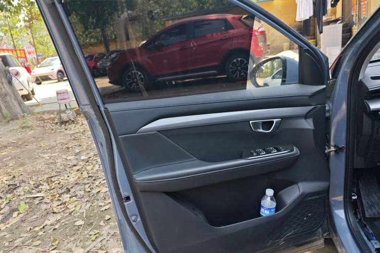 Used Wuling Asta 2021 1.5T CVT Starlight Edition Interior 7