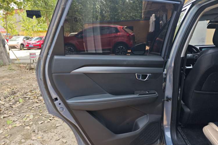 Used Wuling Asta 2021 1.5T CVT Starlight Edition Interior 8