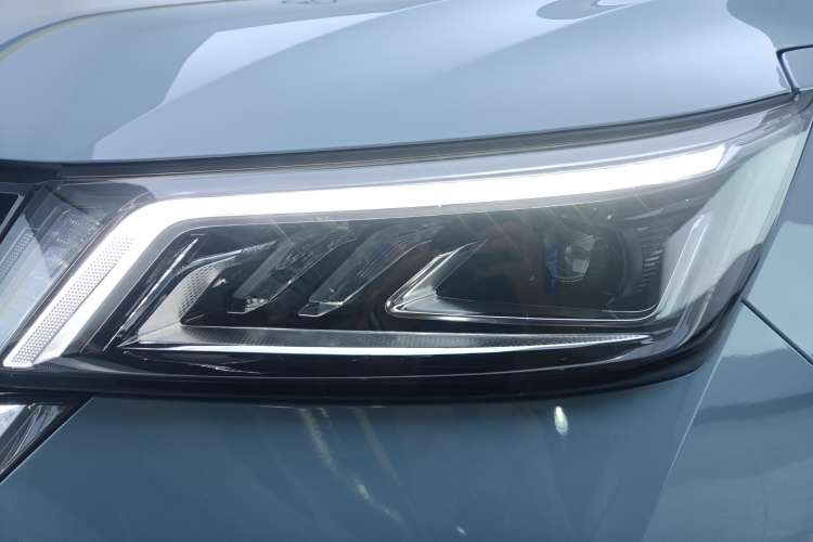 Used Wuling Asta 2021 1.5T CVT Starlight Edition Left Front Headlight