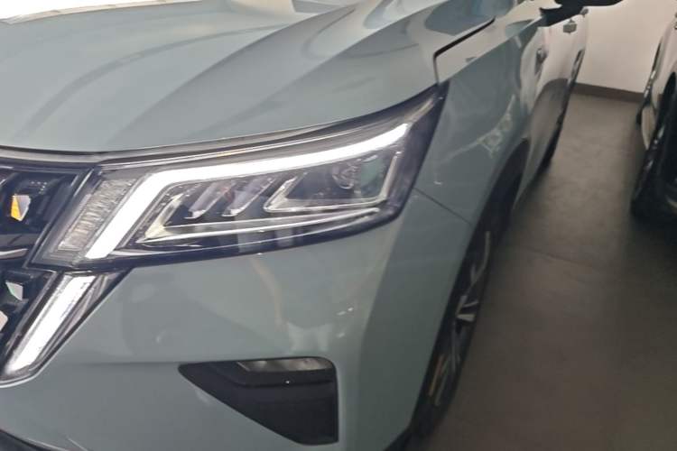 Used Wuling Asta 2021 1.5T CVT Starlight Edition Left Front Headlight