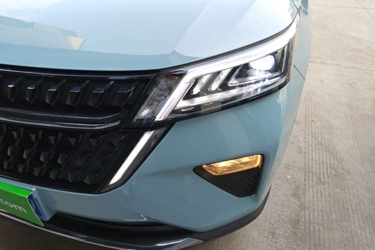 Used Wuling Asta 2021 1.5T CVT Starlight Edition Left Front Headlight