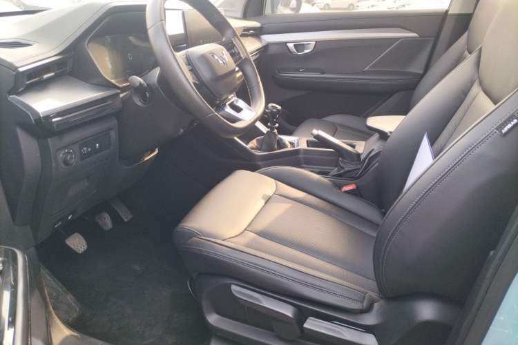 Used Wuling Asta 2021 1.5T Manual Starlight Edition Left Front Seat