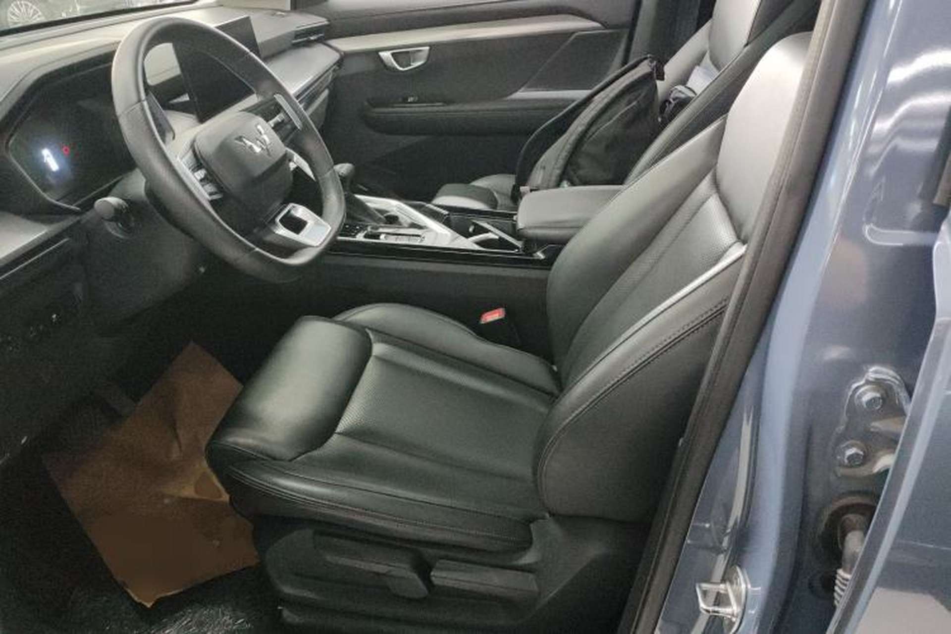 Used Wuling Asta 2021 1.5T CVT Starlight Edition Left Front Seat