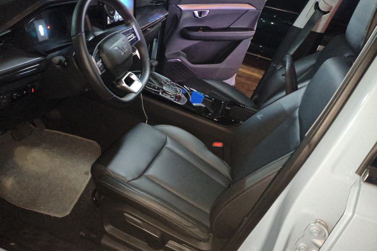 Used Wuling Asta 2021 1.5T CVT Starlight Edition Left Front Seat