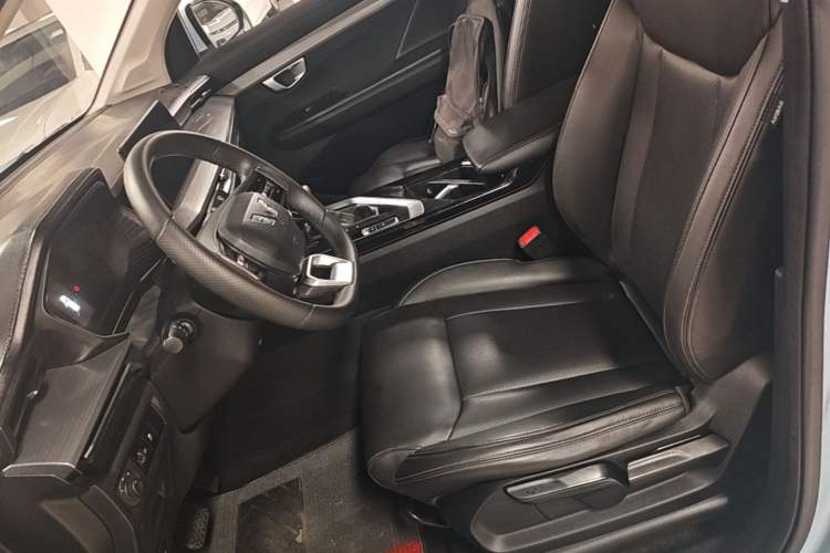 Used Wuling Asta 2021 1.5T CVT Starlight Edition Left Front Seat