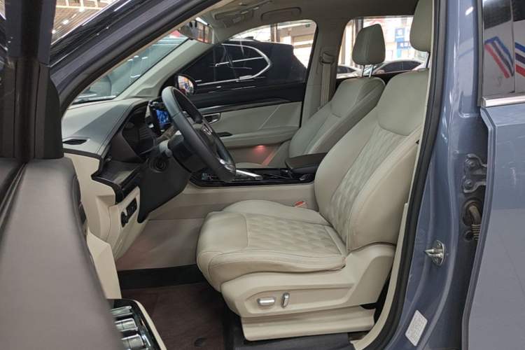 Used Wuling Asta 2021 1.5T CVT Star曜 Edition Left Front Seat