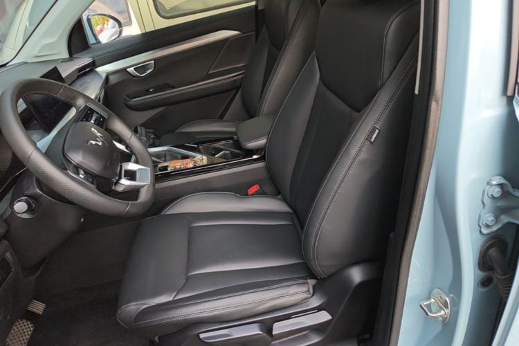 Used Wuling Asta 2021 1.5T CVT Starlight Edition Left Front Seat