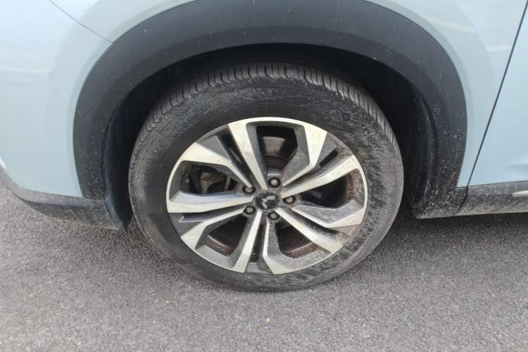 Used Wuling Asta 2021 1.5T CVT Star-Yao Edition Left Front Wheel Hub