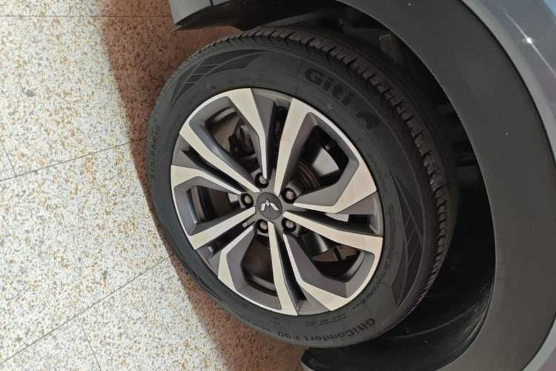 Used Wuling Asta 2021 1.5T CVT Star曜 Edition Left Front Wheel Hub