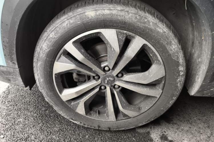 Used Wuling Asta 2021 1.5T CVT Star曜 Edition Left Front Wheel Hub