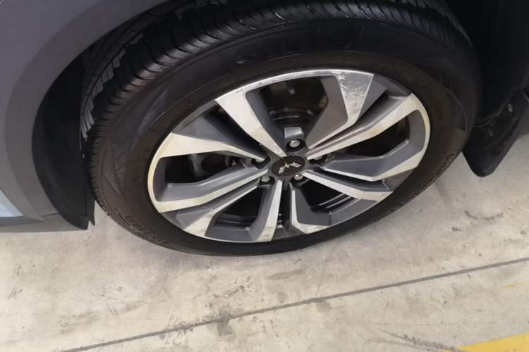 Used Wuling Asta 2021 1.5T CVT Star曜 Edition Left Front Wheel Hub