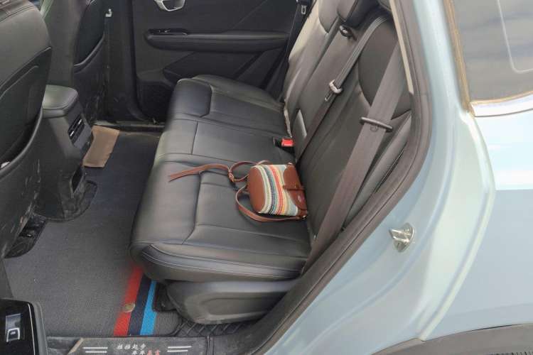 Used Wuling Asta 2021 1.5T CVT Starlight Edition Left Rear Seat