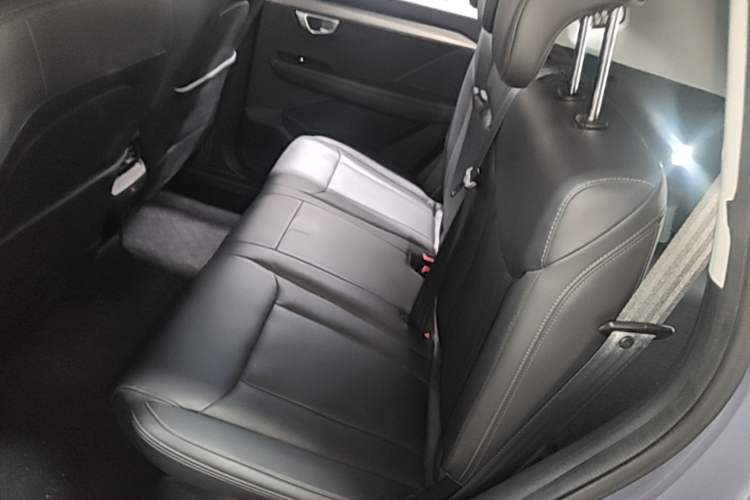Used Wuling Asta 2021 1.5T CVT Star-Yao Edition Left Rear Seat