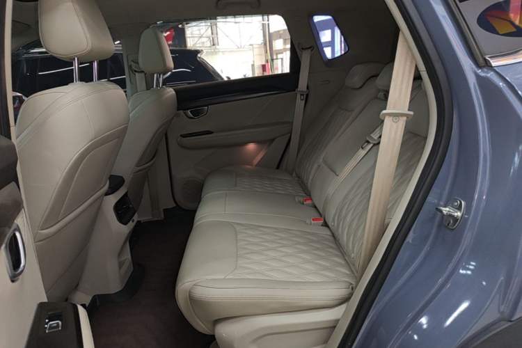Used Wuling Asta 2021 1.5T CVT Star曜 Edition Left Rear Seat