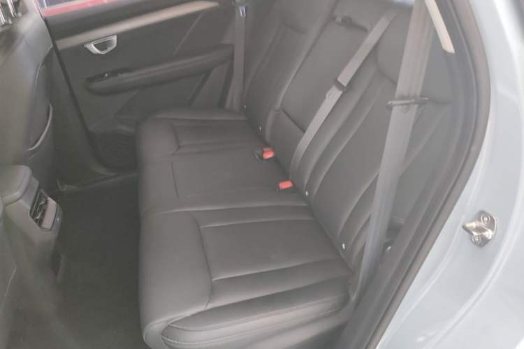 Used Wuling Asta 2021 1.5T CVT Star曜 Edition Left Rear Seat