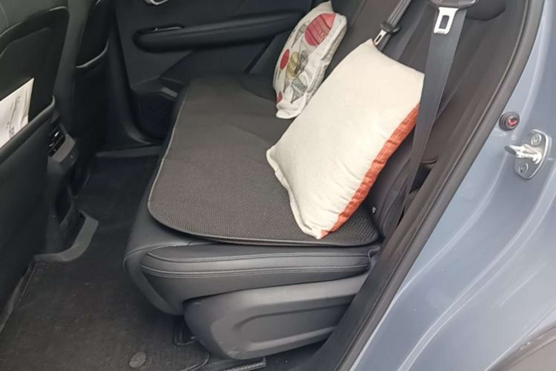 Used Wuling Asta 2021 1.5T CVT Starlight Edition Left Rear Seat
