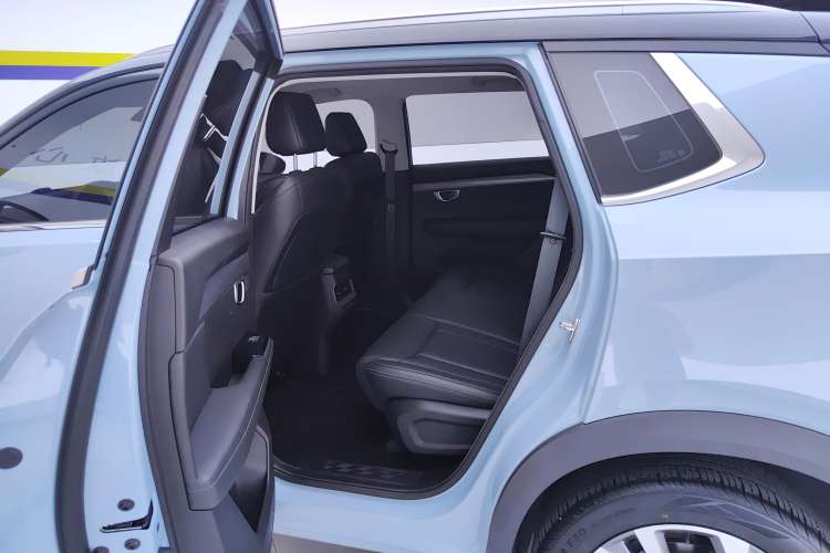 Used Wuling Asta 2021 1.5T CVT Star曜 Edition Left Rear Seat