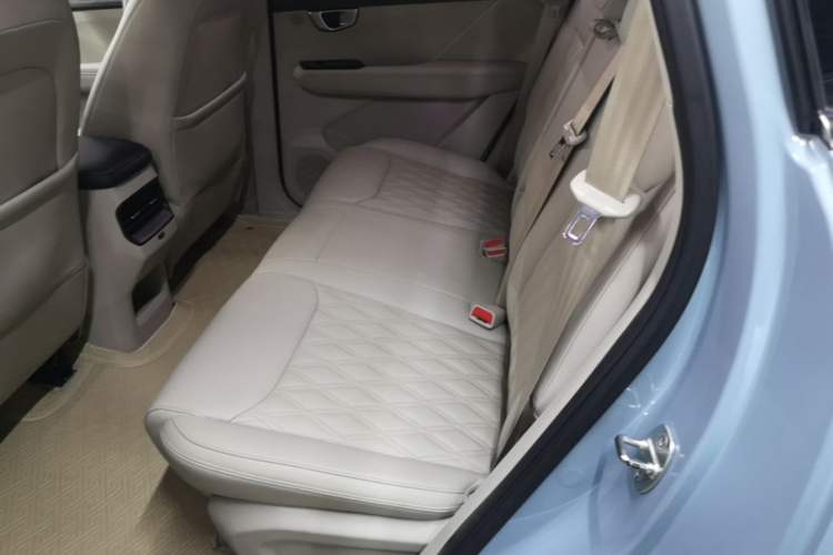 Used Wuling Asta 2021 1.5T CVT Star曜 Edition Left Rear Seat