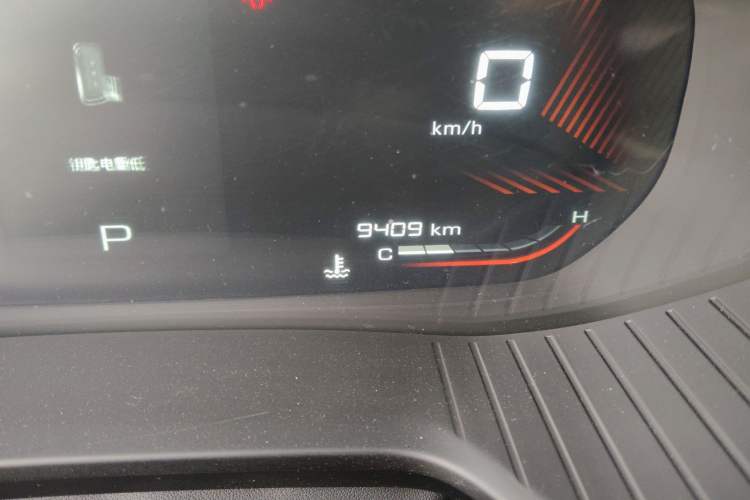 Used Wuling Asta 2021 1.5T CVT Starlight Edition Odometer Close Up