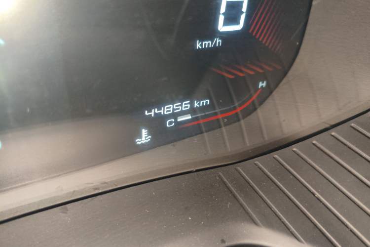 Used Wuling Asta 2021 1.5T CVT Starlight Edition Odometer Close Up