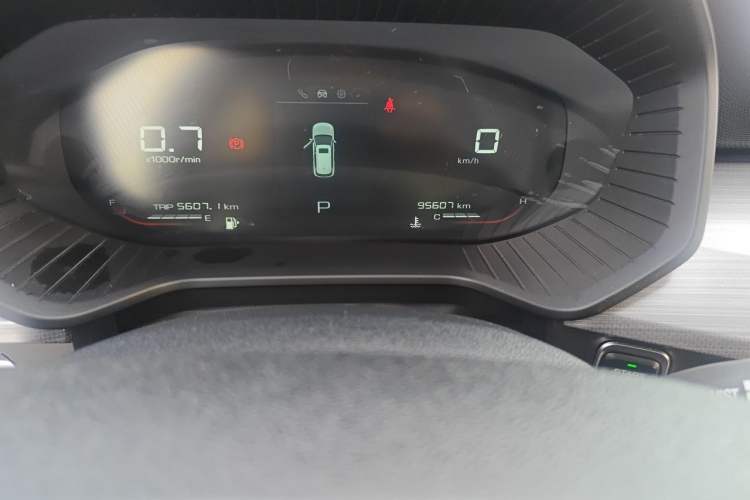 Used Wuling Asta 2021 1.5T CVT Starlight Edition Odometer Close Up