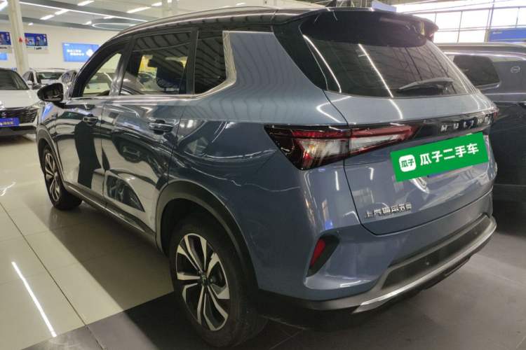 Used Wuling Asta 2021 1.5T CVT Starlight Edition Rear Left 45 Deg