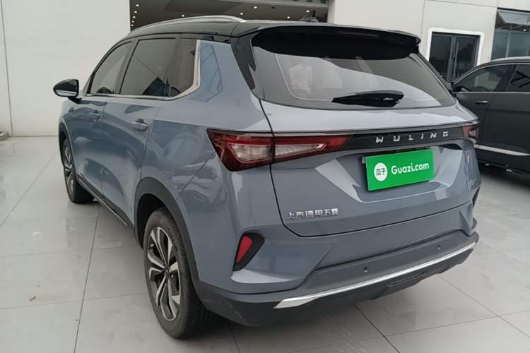Used Wuling Asta 2021 1.5T CVT Starlight Edition Rear Left 45 Deg