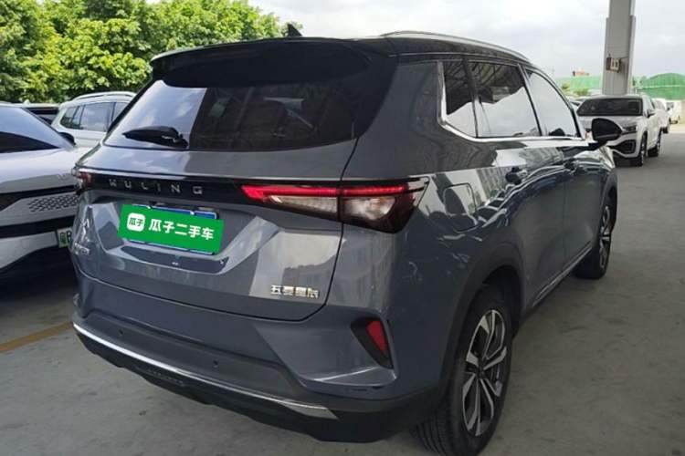 Used Wuling Asta 2021 1.5T CVT Starlight Edition Rear Right 45 Deg