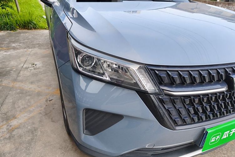 Used Wuling Asta 2021 1.5T Manual Xingyue Edition Right Front Headlight