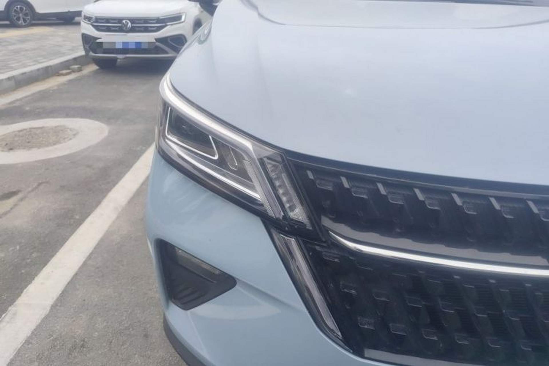 Used Wuling Asta 2021 1.5T CVT Star曜 Edition Right Front Headlight