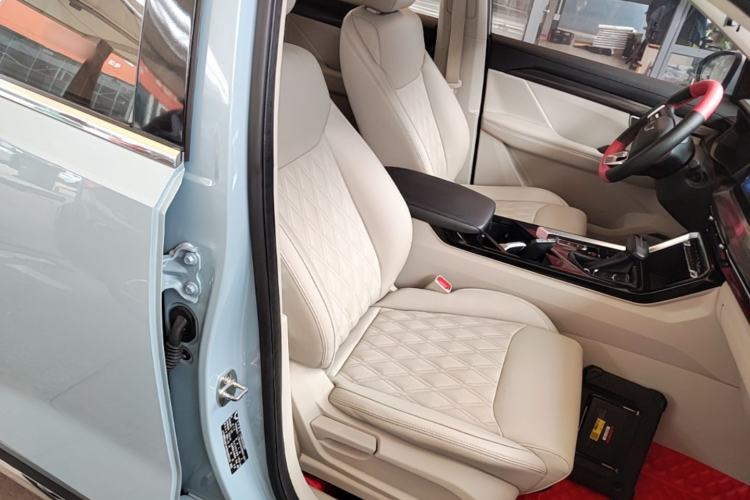 Used Wuling Asta 2021 1.5T CVT Star-Yao Edition Right Front Seat