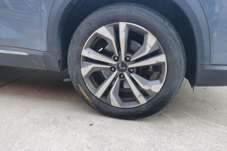 Used Wuling Asta 2021 1.5T CVT Star曜 Edition Right Front Wheel Hub