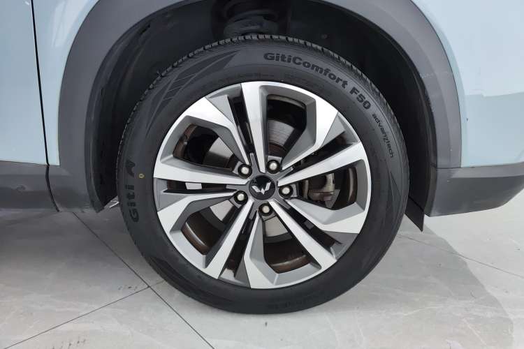 Used Wuling Asta 2021 1.5T CVT Star曜 Edition Right Front Wheel Hub