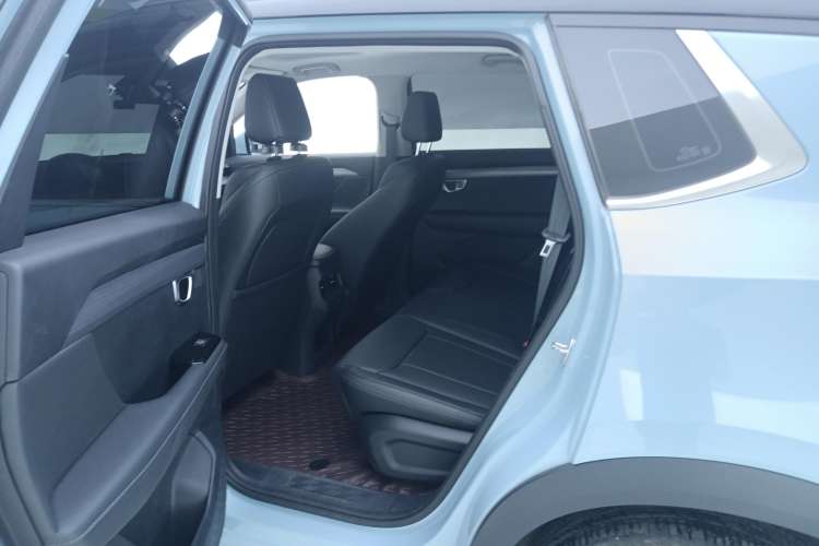 Used Wuling Asta 2021 1.5T CVT Starlight Edition Right Rear Seat