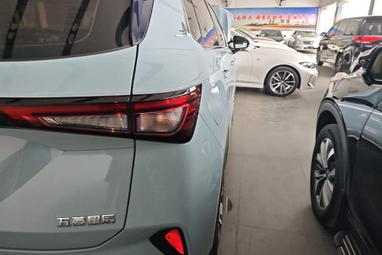 Used Wuling Asta 2021 1.5T CVT Starlight Edition Right Rear Taillight