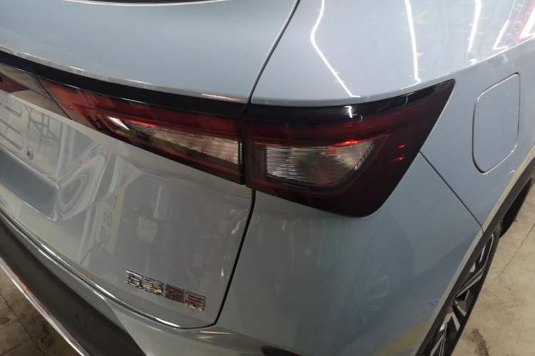 Used Wuling Asta 2021 1.5T CVT Star曜 Edition Right Rear Taillight