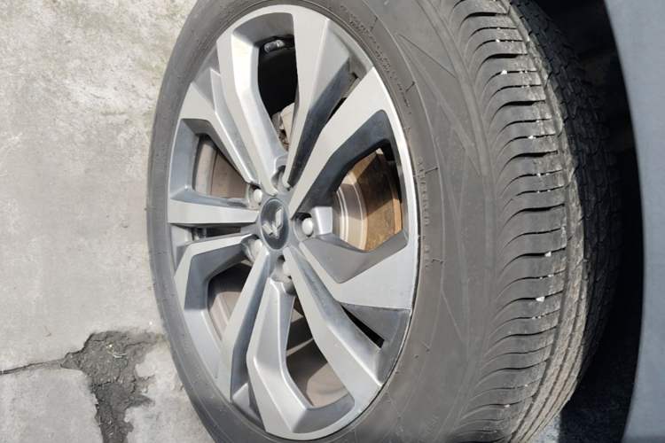 Used Wuling Asta 2021 1.5T CVT Star曜 Edition Right Rear Wheel Hub