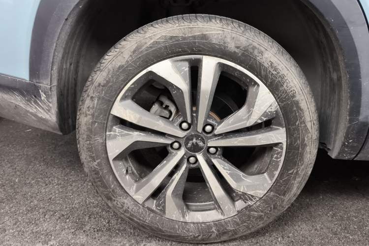 Used Wuling Asta 2021 1.5T CVT Star曜 Edition Right Rear Wheel Hub