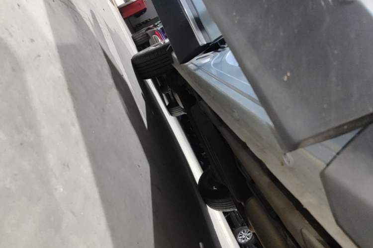 Used Wuling Asta 2021 1.5T CVT Starlight Edition Right Side Sill