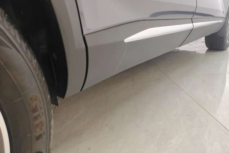 Used Wuling Asta 2021 1.5T CVT Star曜 Edition Right Side Sill