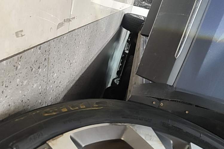 Used Wuling Asta 2021 1.5T CVT Star-Yao Edition Right Side Sill