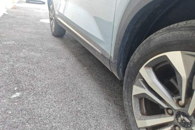 Used Wuling Asta 2021 1.5T CVT Star-Yao Edition Right Side Sill